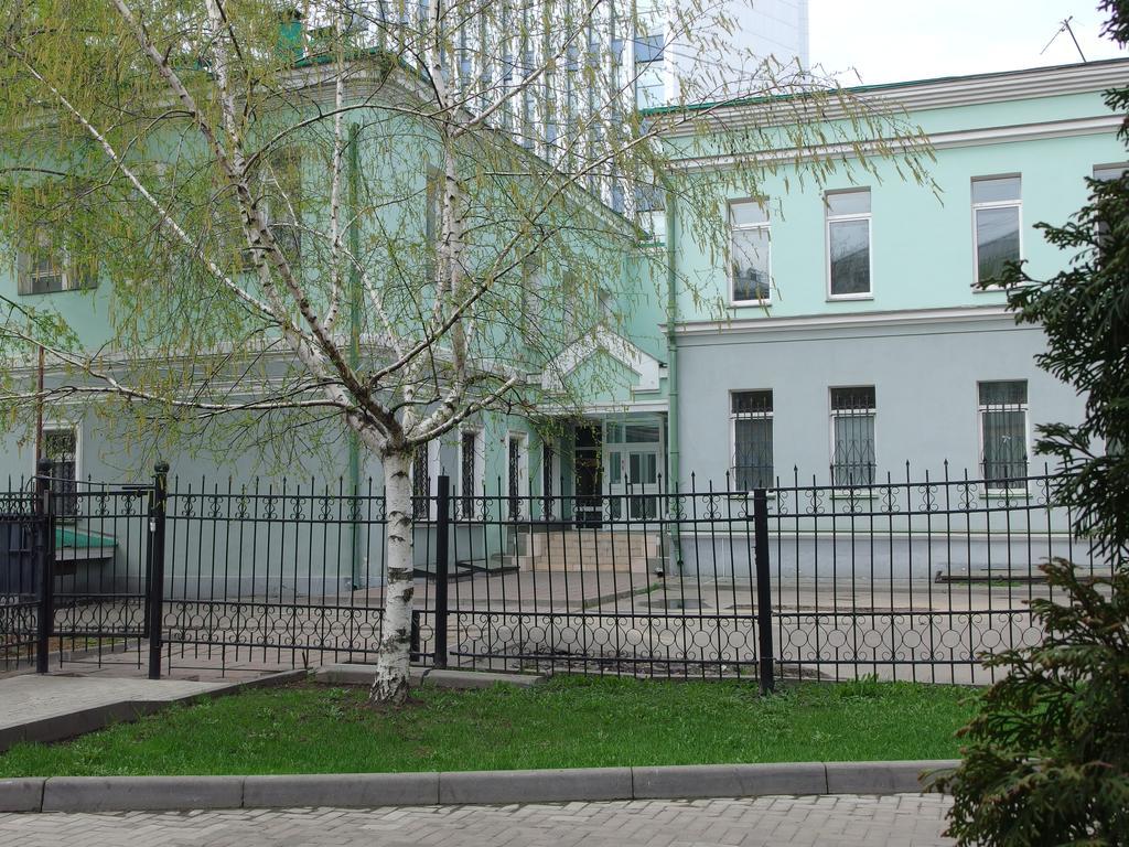 Basmanka Convent Hotel Moscow Exterior photo